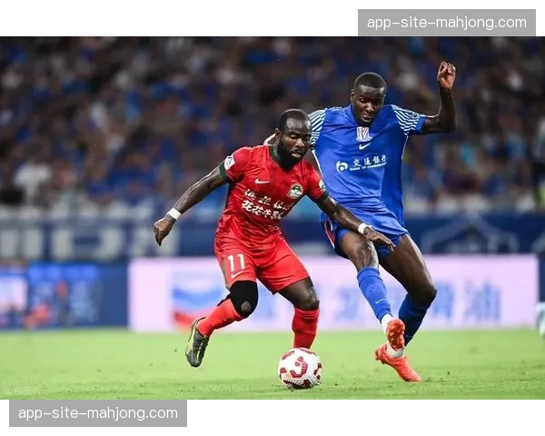 上海申花进攻端数据全面领先 但防守端失球数影响整体表现